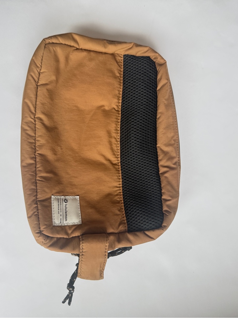 Lululemon Patch Logo Travel Kit 5L Artifact Brown Mesh Pouch Bag